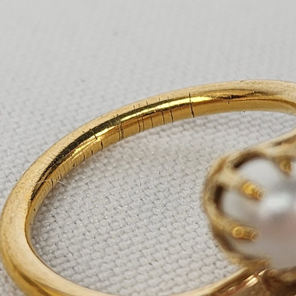 Vintage Sarah Coventry Faux Pearl Gold Tone Ring Adjustable - Picture 6 of 7